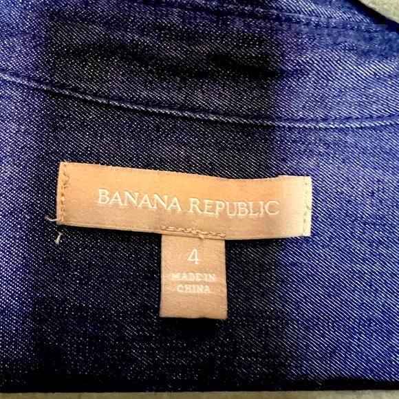 Banana Republic - Picture 3 of 3